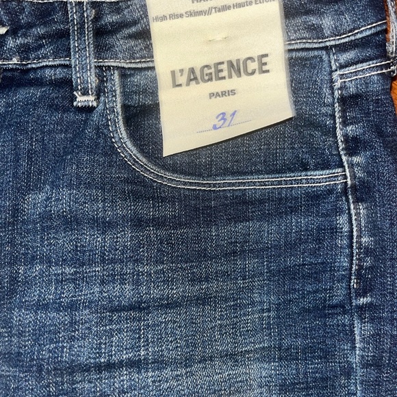 NWT L’agence 31 Margot High Rise Skinny in Columbiana Medium Wash - Picture 6 of 7